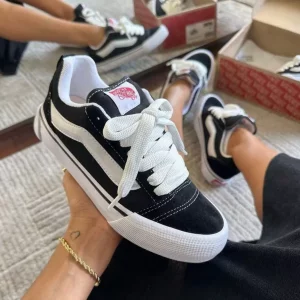 Vans Knu Skool Low Black