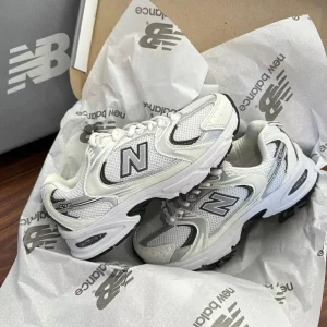New Balance 530
