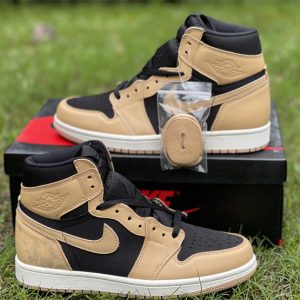 Air Jordan 1 High OG “Heirloom” Vachetta Tan/Black/Sail