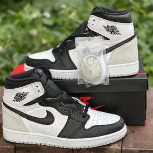 Air Jordan 1 Retro High OG “Stage Haze” White/Black/Grey Fog