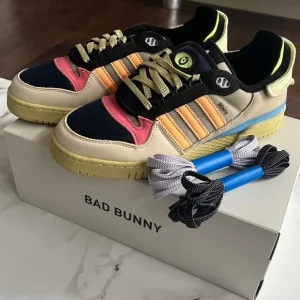 ADIDAS FORUM POWERPHASE “Bad Bunny Benito”