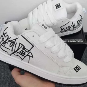 DC Court Graffik “Slayer” blancos/negros