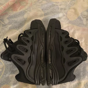 Osiris D3 Triple Black
