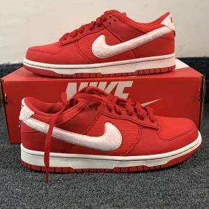 Nike Dunk Low Valentine's Day 2024